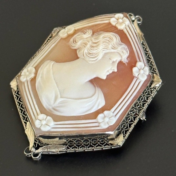 Vintage 14K Solid White Gold Carved Cameo Shell Woman & Flowers Large Brooch Pin - Picture 3 of 16